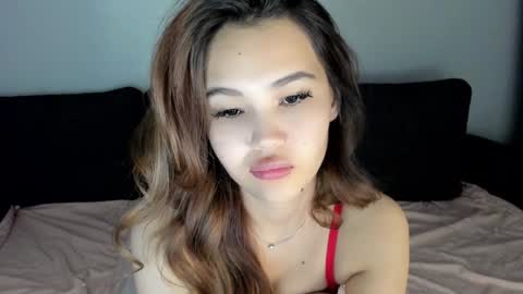 Snapshot of dragon_princesss chatting on 12/05/24, 02:11 Airi online show from 12/05/24, 02:11