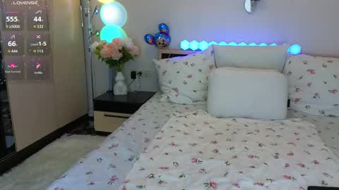 Snapshot of dragoncutey chatting on 10/20/25, 07:53 Katya online show from 10/20/25, 07:53