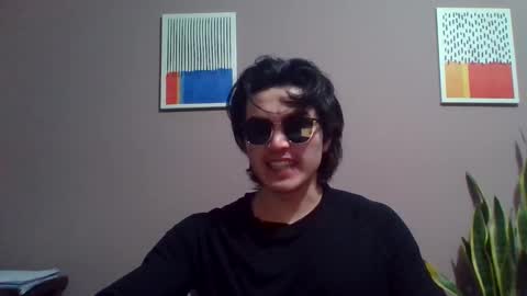 Snapshot of drake__wolf chatting on 10/21/25, 03:18 drake__wolf online show from 10/21/25, 03:18