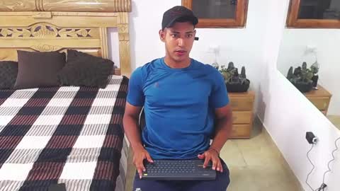 Snapshot of drake_cerra chatting on 11/19/25, 03:06 drake_cerra online show from 11/19/25, 03:06