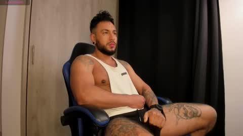 Snapshot of drake_jackson11 chatting on 01/09/26, 10:51 drake jackson11 online show from 01/09/26, 10:51