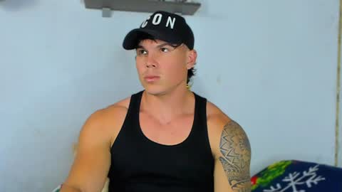 drake_xion1 online show from 01/03/25, 12:54