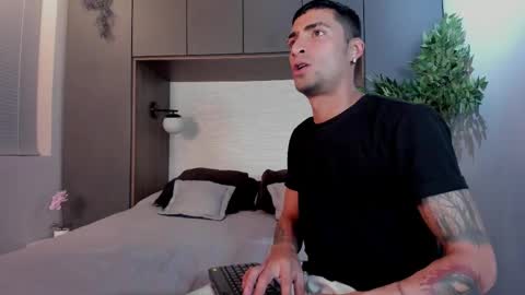 Drake Neuman online show from 02/10/25, 06:31