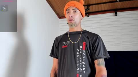 Drake Neuman online show from 10/04/25, 03:59