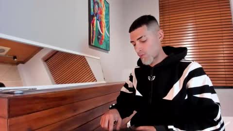 Drake Neuman online show from 10/12/25, 04:00