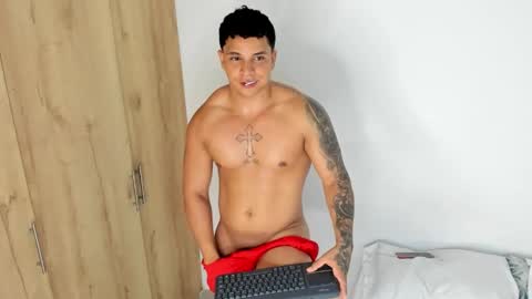 Snapshot of drakesmith02 chatting on 12/20/25, 12:07 Drake Smith online show from 12/20/25, 12:07