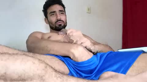 Snapshot of drakesonxx chatting on 09/19/25, 07:03 Andrs  Independent Model online show from 09/19/25, 07:03