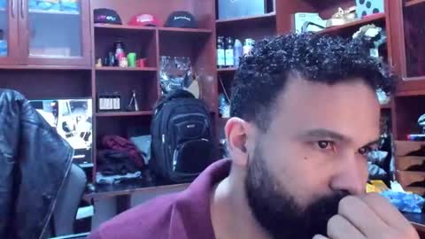 Snapshot of drako_argenti_ chatting on 01/25/25, 07:49 Drako online show from 01/25/25, 07:49