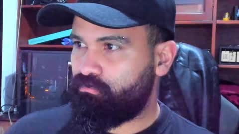 Snapshot of drako_argenti_ chatting on 01/28/25, 03:15 Drako online show from 01/28/25, 03:15