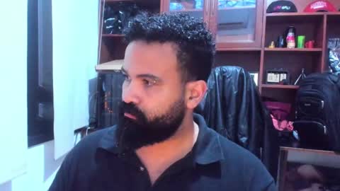 Snapshot of drako_argenti_ chatting on 01/29/25, 06:54 Drako online show from 01/29/25, 06:54