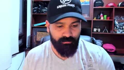 Snapshot of drako_argenti_ chatting on 01/31/25, 12:29 Drako online show from 01/31/25, 12:29