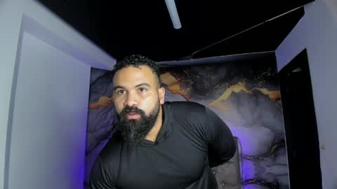 Snapshot of drako_argenti_ chatting on 04/03/26, 04:05 Drako online show from 04/03/26, 04:05