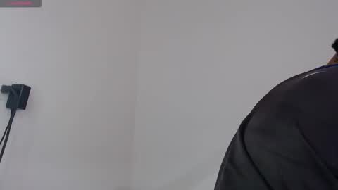 drako_monstercock online show from 10/18/25, 06:52