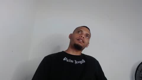 Snapshot of drako_monstercock chatting on 06/18/26, 04:33 drako_monstercock online show from 06/18/26, 04:33