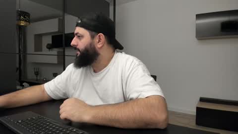 DravenPeak online show from 12/15/25, 07:29