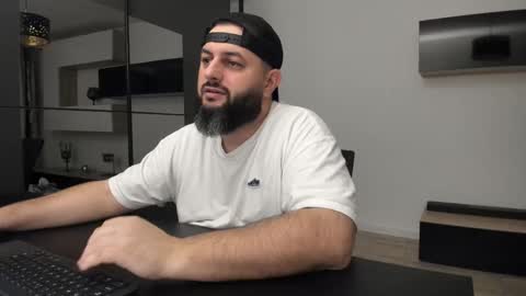 DravenPeak online show from 12/22/25, 07:33