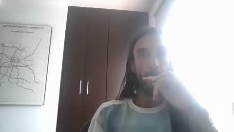 Snapshot of dread1990 chatting on 10/13/25, 07:03 new profile Aircum99 online show from 10/13/25, 07:03