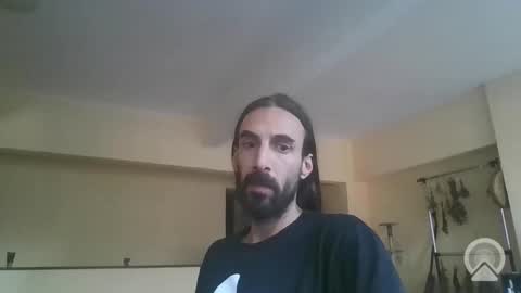 Snapshot of dread1990 chatting on 11/17/25, 09:09 new profile Aircum99 online show from 11/17/25, 09:09