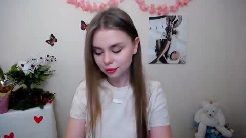 Mari online show from 03/14/26, 08:20