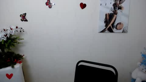 Mari online show from 07/11/26, 06:05