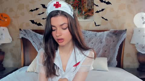 Hi Im Monika Welcome to my room online show from 10/28/25, 08:40