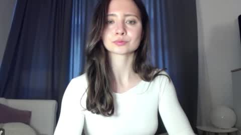 Snapshot of dream_nicole02 chatting on 03/09/26, 07:56 Nicole online show from 03/09/26, 07:56