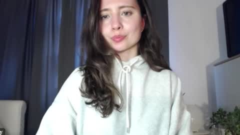 Snapshot of dream_nicole02 chatting on 03/18/26, 02:53 Nicole online show from 03/18/26, 02:53