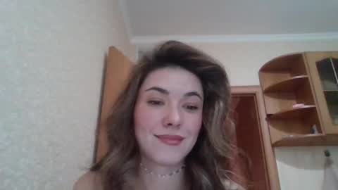 dream_petal_ online show from 05/06/26, 10:31
