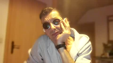 Snapshot of dreambob chatting on 02/23/26, 11:57 Dreambob online show from 02/23/26, 11:57