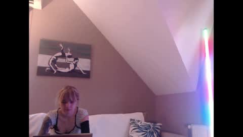 Snapshot of dreamcatcherfantasy chatting on 12/02/24, 07:47 A girl online show from 12/02/24, 07:47