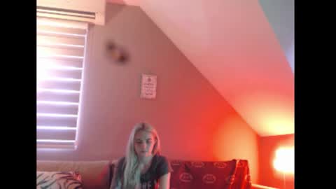 Snapshot of dreamcatcherfantasy chatting on 01/10/26, 08:05 A girl online show from 01/10/26, 08:05