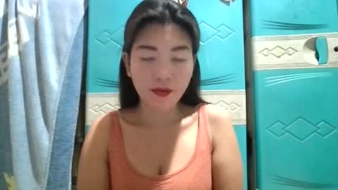 Snapshot of dreamer_17 chatting on 11/20/25, 04:56 Maui online show from 11/20/25, 04:56