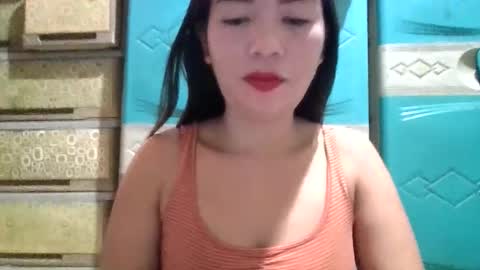 Snapshot of dreamer_17 chatting on 11/24/25, 02:22 Maui online show from 11/24/25, 02:22