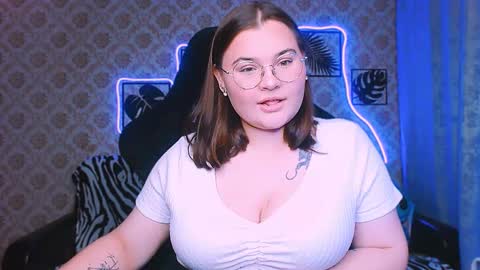 dreamforyoue2 online show from 10/23/25, 08:40