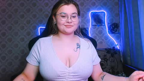dreamforyoue2 online show from 06/15/26, 04:42