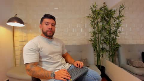 cris online show from 01/14/25, 10:34