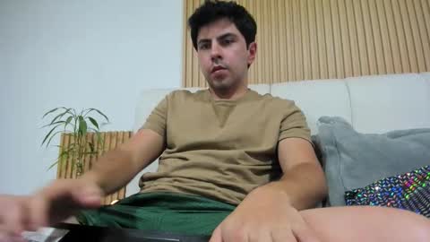 Snapshot of dreamsuxx chatting on 11/19/25, 03:39 Diego online show from 11/19/25, 03:39