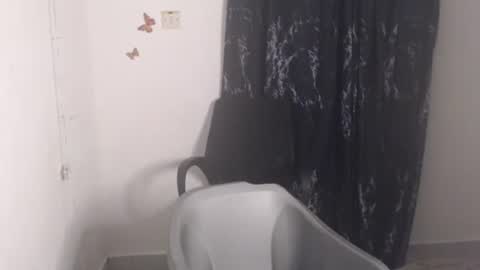 Snapshot of dreamy_wetpussy chatting on 05/08/26, 08:47 BEAUTY online show from 05/08/26, 08:47