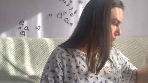 Mila online show from 03/05/25, 08:10