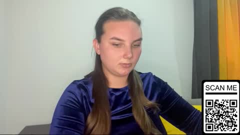 Mila online show from 09/29/25, 02:33