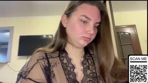 Mila online show from 11/05/25, 06:35