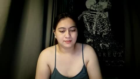 Snapshot of dreamycreamyst chatting on 01/11/25, 05:10 dreamycreamyst online show from 01/11/25, 05:10