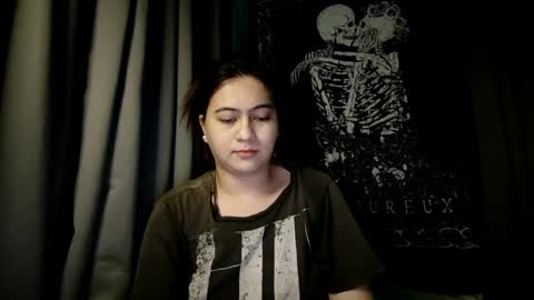 Snapshot of dreamycreamyst chatting on 01/17/25, 11:59 dreamycreamyst online show from 01/17/25, 11:59