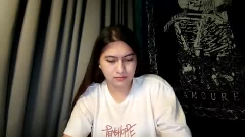 Snapshot of dreamycreamyst chatting on 01/24/25, 11:23 dreamycreamyst online show from 01/24/25, 11:23