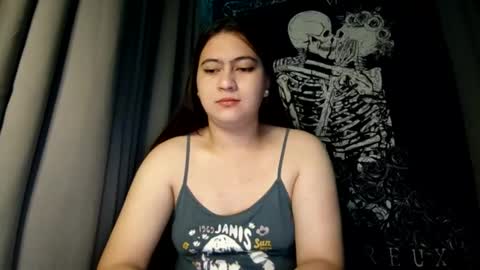 Snapshot of dreamycreamyst chatting on 02/07/25, 10:41 dreamycreamyst online show from 02/07/25, 10:41