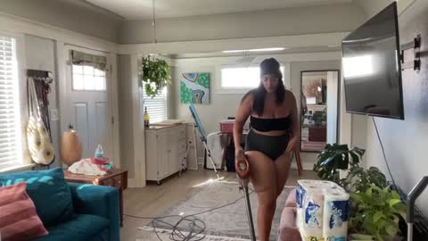 RIRI OR DREAMY online show from 12/15/24, 09:20