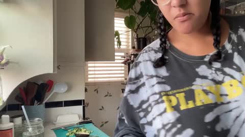 RIRI OR DREAMY online show from 01/08/25, 08:50