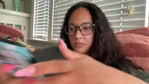 RIRI OR DREAMY online show from 09/11/25, 03:23