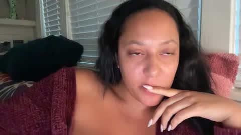 RIRI OR DREAMY online show from 11/07/25, 12:43