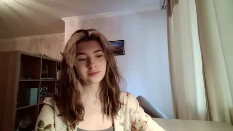 Snapshot of dremazwahlen chatting on 03/06/26, 07:27 Dia online show from 03/06/26, 07:27